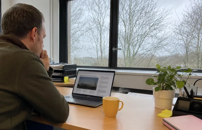 Nieuwsbrief januari: update lezen aan een winters bureau